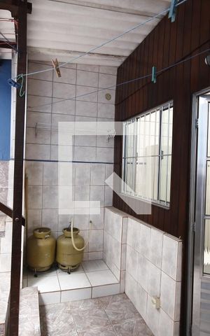 Casa à venda com 114m², 2 quartos e 1 vagaÁrea de Serviço