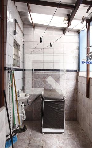 Casa à venda com 114m², 2 quartos e 1 vagaÁrea de Serviço