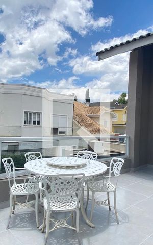 Casa de condomínio à venda com 361m², 5 quartos e 4 vagasVaranda da Suíte 4