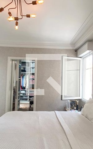 Casa de condomínio à venda com 361m², 5 quartos e 4 vagasSuíte 1