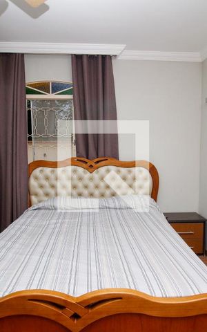 Casa à venda com 257m², 5 quartos e 4 vagas Casa à venda com 257m², 5 quartos e 4 vagasSuite