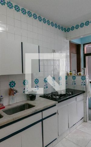 Apartamento à venda com 185m², 4 quartos e 2 vagas Apartamento à venda com 185m², 4 quartos e 2 vagasCozinha