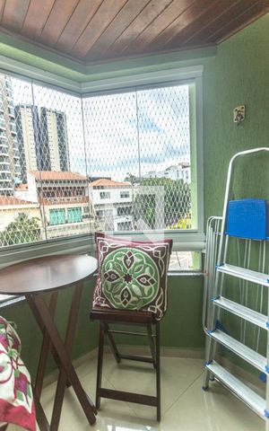 Apartamento à venda com 101m², 3 quartos e 2 vagas Apartamento à venda com 101m², 3 quartos e 2 vagasVaranda