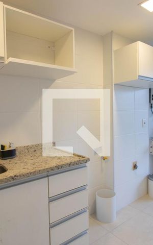 Apartamento à venda com 120m², 2 quartos e 1 vaga Apartamento à venda com 120m², 2 quartos e 1 vagaCozinha
