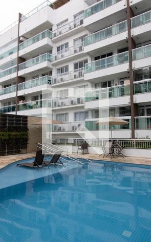 Apartamento à venda com 120m², 2 quartos e 1 vaga Apartamento à venda com 120m², 2 quartos e 1 vagaPiscina e Fachada