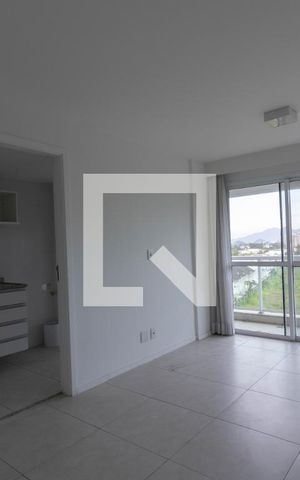 Apartamento à venda com 120m², 2 quartos e 1 vaga Apartamento à venda com 120m², 2 quartos e 1 vagaSala