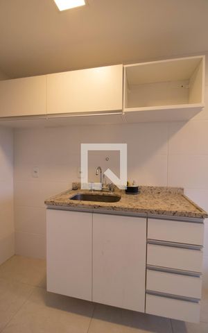 Apartamento à venda com 120m², 2 quartos e 1 vaga Apartamento à venda com 120m², 2 quartos e 1 vagaCozinha