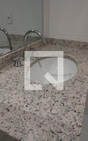 Apartamento à venda com 120m², 2 quartos e 1 vaga Apartamento à venda com 120m², 2 quartos e 1 vagaBanheiro da Suíte 2