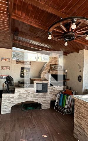 Casa à venda com 352m², 2 quartos e 2 vagasChurrasqueira