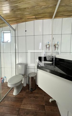 Casa à venda com 352m², 2 quartos e 2 vagasBanheiro