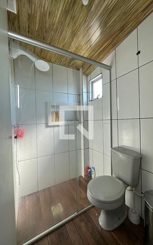 Casa à venda com 352m², 2 quartos e 2 vagasBanheiro