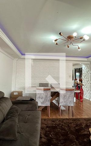 Casa à venda com 352m², 2 quartos e 2 vagasSala de Estar