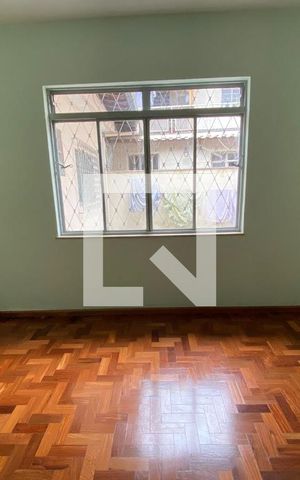 Casa à venda com 280m², 4 quartos e 2 vagasQuarto 6 - Suíte