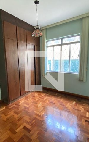 Casa à venda com 280m², 4 quartos e 2 vagasQuarto 2