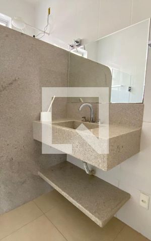 Casa à venda com 280m², 4 quartos e 2 vagasBanheiro