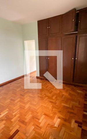 Casa à venda com 280m², 4 quartos e 2 vagasQuarto 2