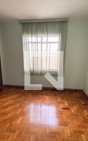 Casa à venda com 280m², 4 quartos e 2 vagasQuarto 4 
