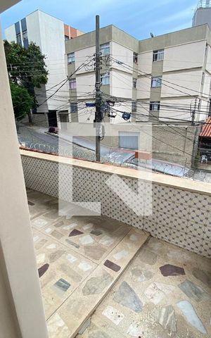 Casa à venda com 280m², 4 quartos e 2 vagasVaranda