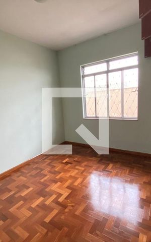 Casa à venda com 280m², 4 quartos e 2 vagasQuarto 5