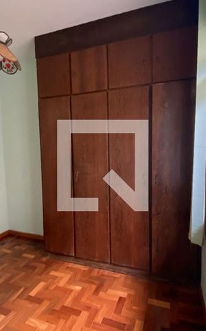 Casa à venda com 280m², 4 quartos e 2 vagasQuarto 1