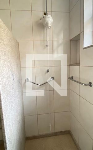 Casa à venda com 280m², 4 quartos e 2 vagasBanheiro da Suíte