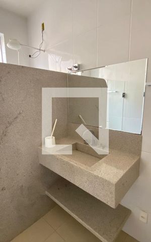 Casa à venda com 280m², 4 quartos e 2 vagasBanheiro