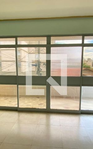 Casa à venda com 280m², 4 quartos e 2 vagasSala