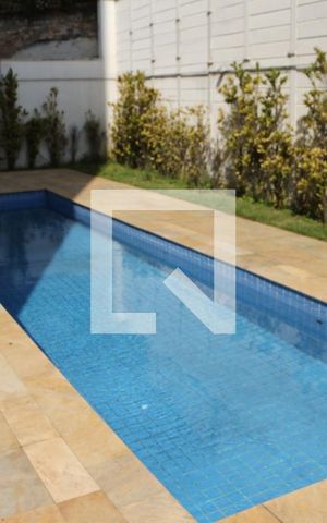 Apartamento à venda com 72m², 3 quartos e 1 vagaÁrea comum - Piscina