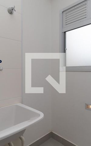 Apartamento à venda com 72m², 3 quartos e 1 vagaÁrea de Serviço