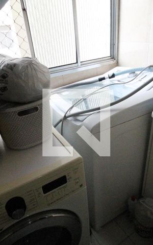 Apartamento à venda com 47m², 2 quartos e 1 vagaCozinha e Área de Serviço
