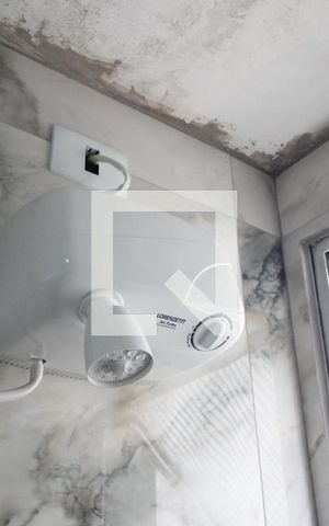 Apartamento à venda com 47m², 2 quartos e 1 vagaChuveiro