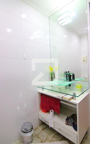 Apartamento à venda com 80m², 3 quartos e 2 vagasBanheiro