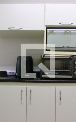Apartamento à venda com 80m², 3 quartos e 2 vagasCozinha