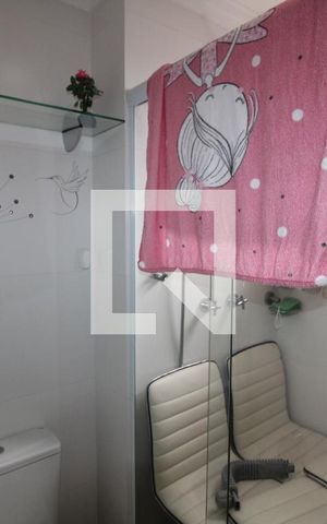 Casa à venda com 86m², 3 quartos e 1 vagaBanheiro suite