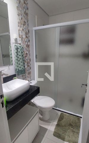 Apartamento à venda com 62m², 3 quartos e 1 vaga Apartamento à venda com 62m², 3 quartos e 1 vagaBanheiro
