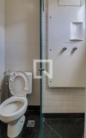 Apartamento à venda com 85m², 3 quartos e 2 vagasBanheiro do Corredor