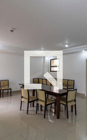 Apartamento à venda com 140m², 3 quartos e 3 vagas Apartamento à venda com 140m², 3 quartos e 3 vagasÁrea comum - Salão de festas