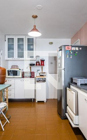 Apartamento à venda com 120m², 4 quartos e 2 vagasCozinha