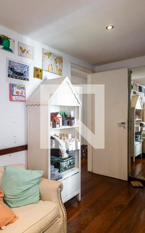 Apartamento à venda com 120m², 4 quartos e 2 vagasQuarto 3