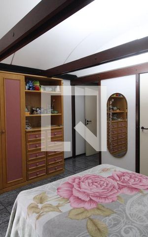 Casa à venda com 750m², 4 quartos e 3 vagasSuíte 1