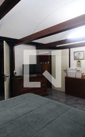 Casa à venda com 750m², 4 quartos e 3 vagasSuíte 2