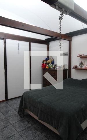 Casa à venda com 750m², 4 quartos e 3 vagasQuarto 1