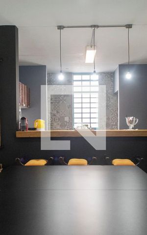 Casa à venda com 310m², 3 quartos e 2 vagas Casa à venda com 310m², 3 quartos e 2 vagasSala 2