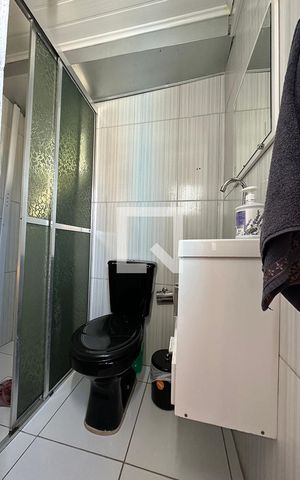 Casa à venda com 200m², 3 quartos e 2 vagasBanheiro