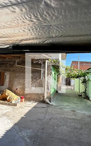 Casa à venda com 200m², 3 quartos e 2 vagasGaragem