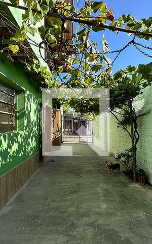 Casa à venda com 200m², 3 quartos e 2 vagasPátio