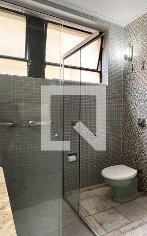 Apartamento à venda com 200m², 4 quartos e 1 vagaBanheiro da Suíte