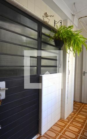 Apartamento à venda com 200m², 4 quartos e 1 vagaÁrea de Serviço