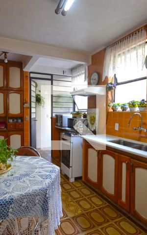 Apartamento à venda com 200m², 4 quartos e 1 vagaCozinha