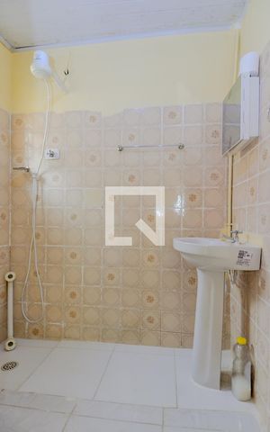 Casa à venda com 275m², 3 quartos e 2 vagasBanheiro